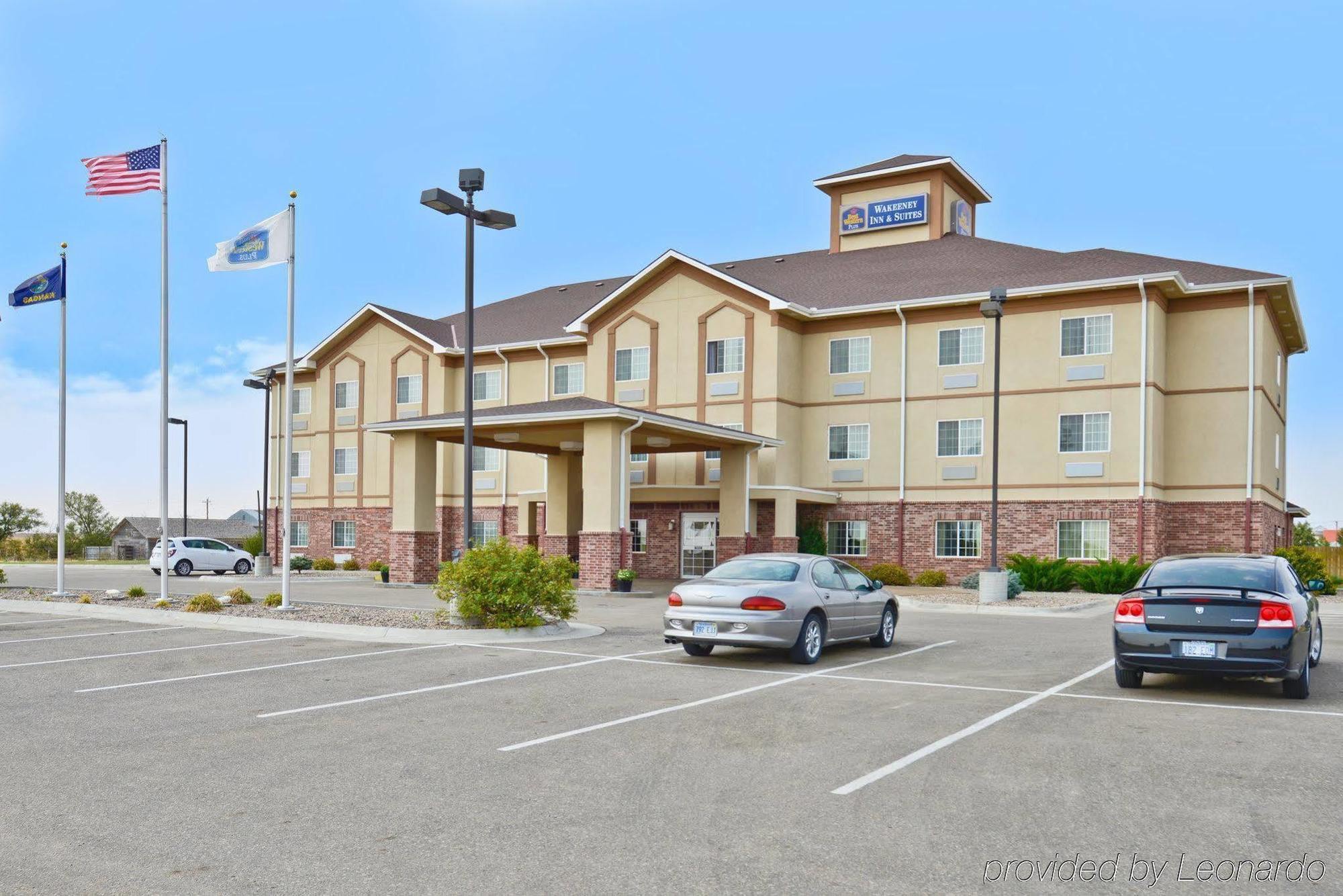 Best Western Plus Wakeeney Inn & Suites Exterior photo