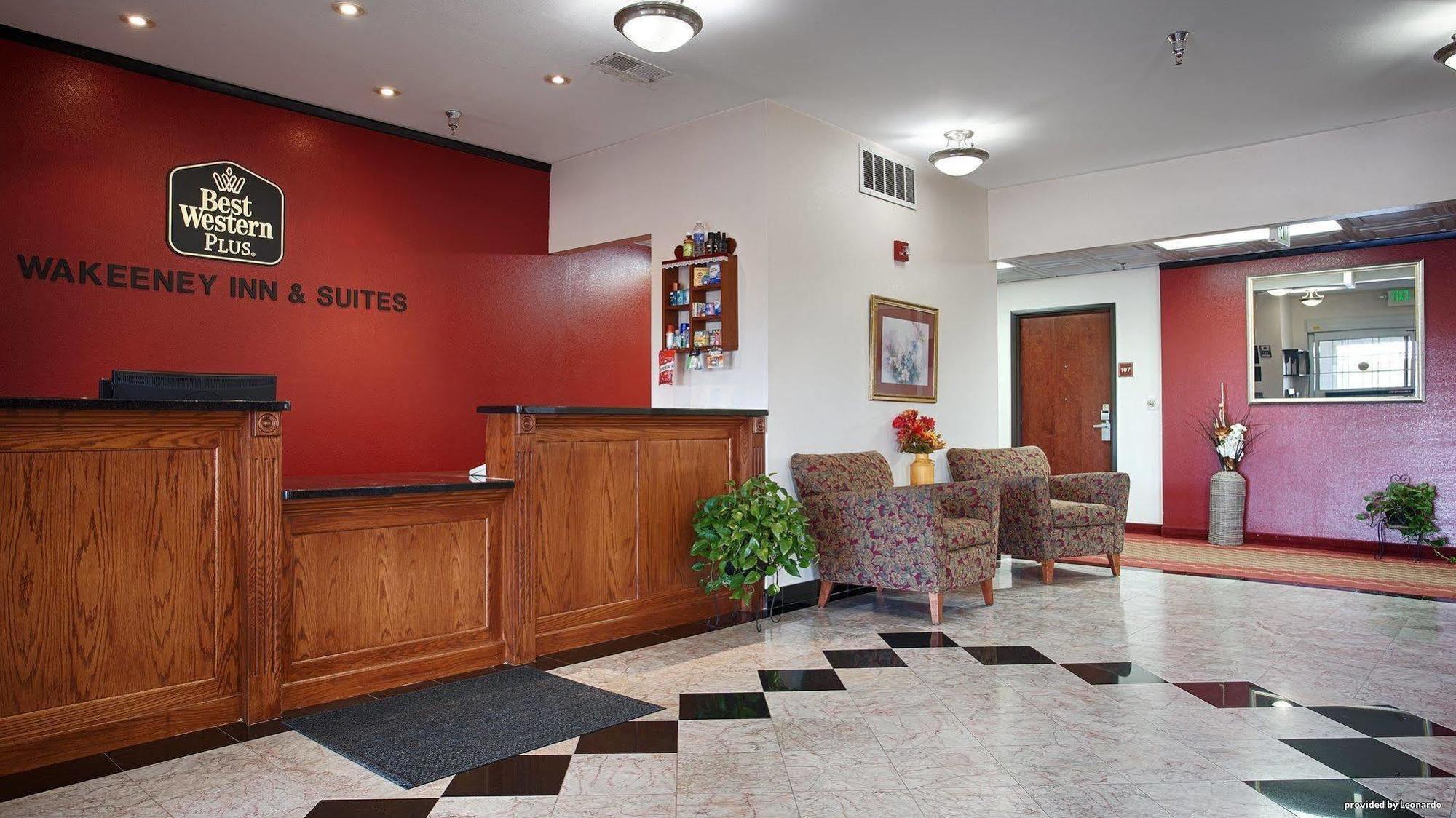 Best Western Plus Wakeeney Inn & Suites Exterior photo