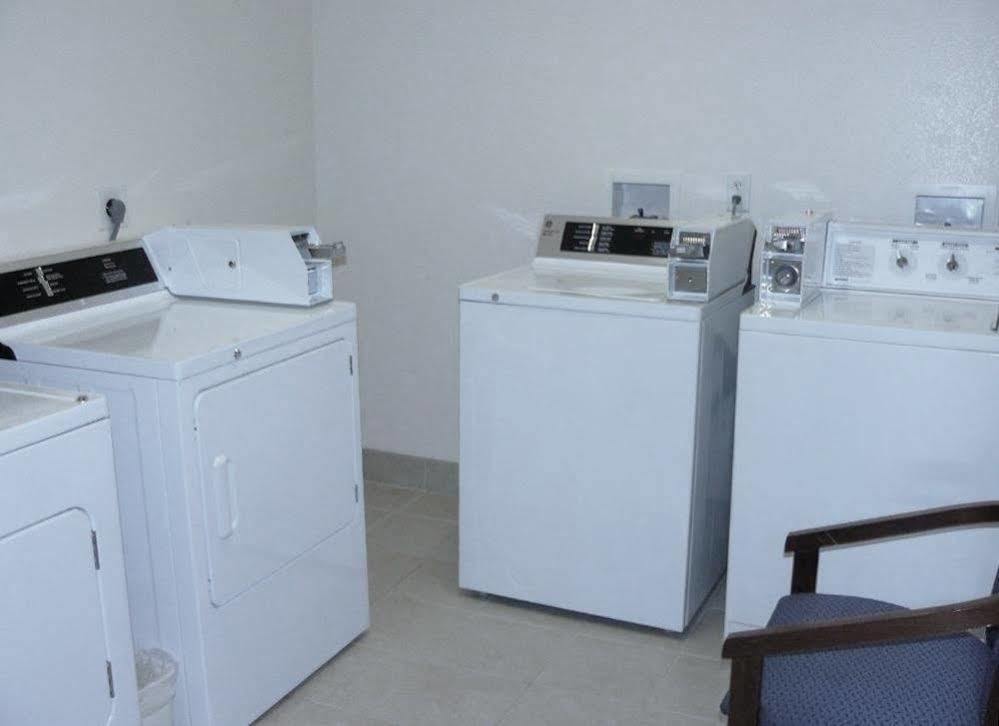 Best Western Plus Wakeeney Inn & Suites Facilities photo